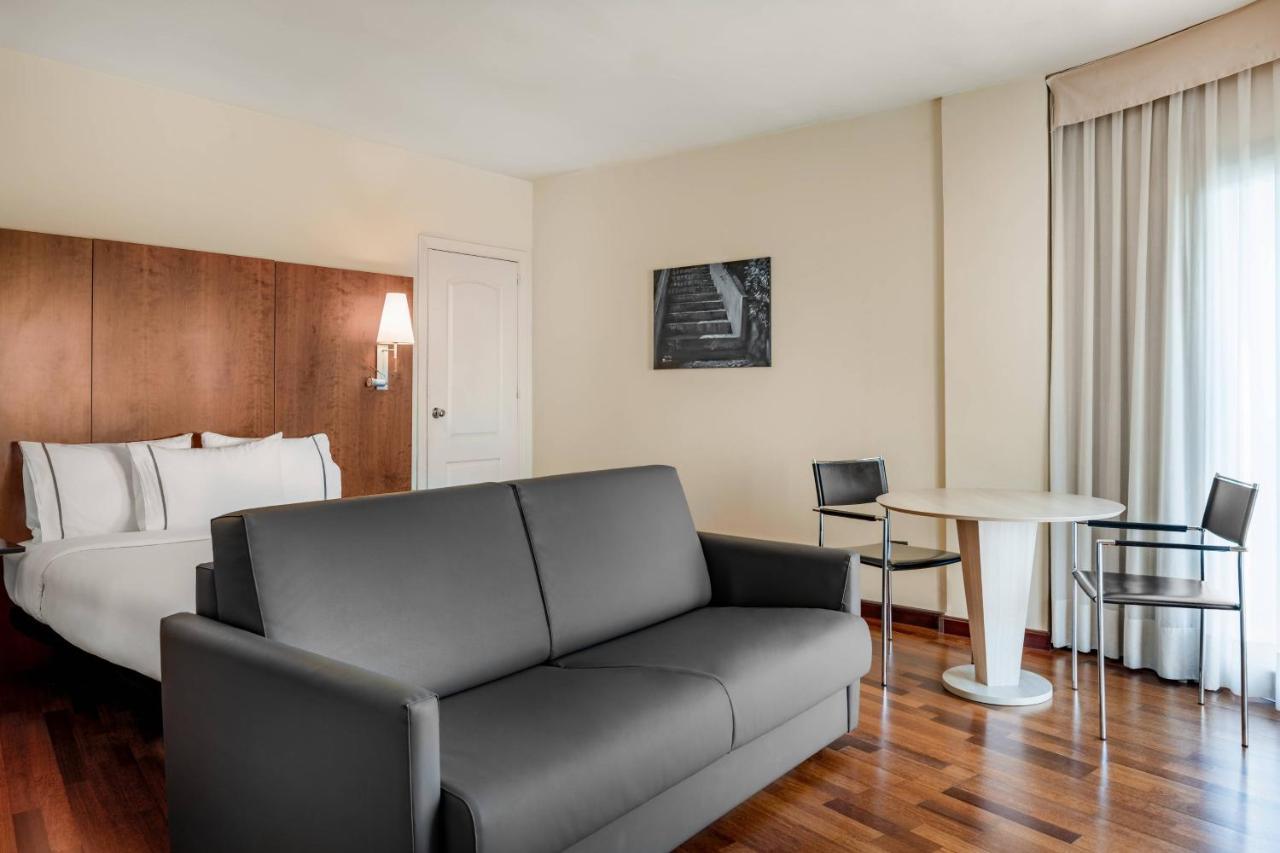 Ac Hotel La Linea By Marriott La Línea de la Concepción Екстериор снимка