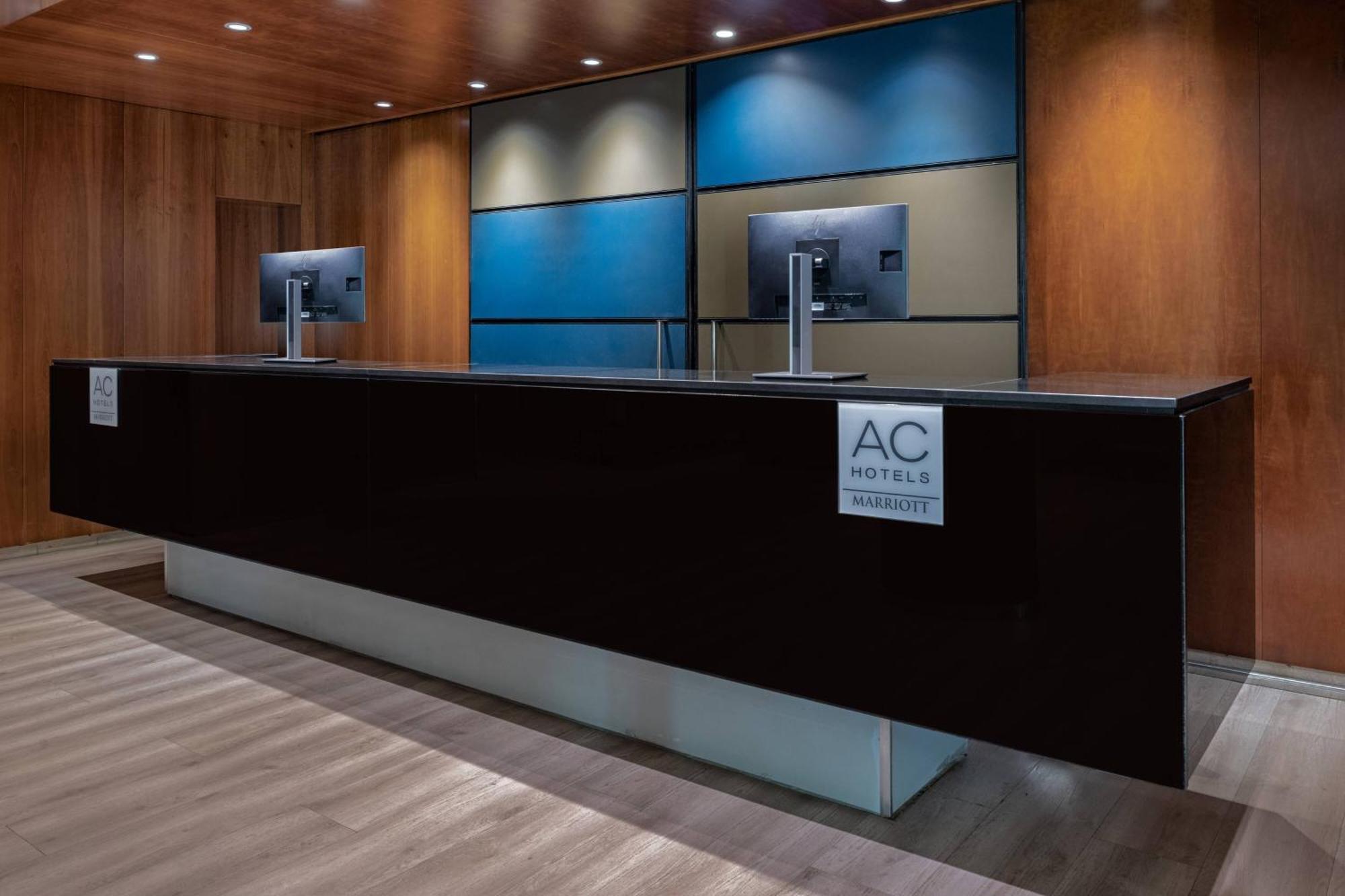Ac Hotel La Linea By Marriott La Línea de la Concepción Екстериор снимка