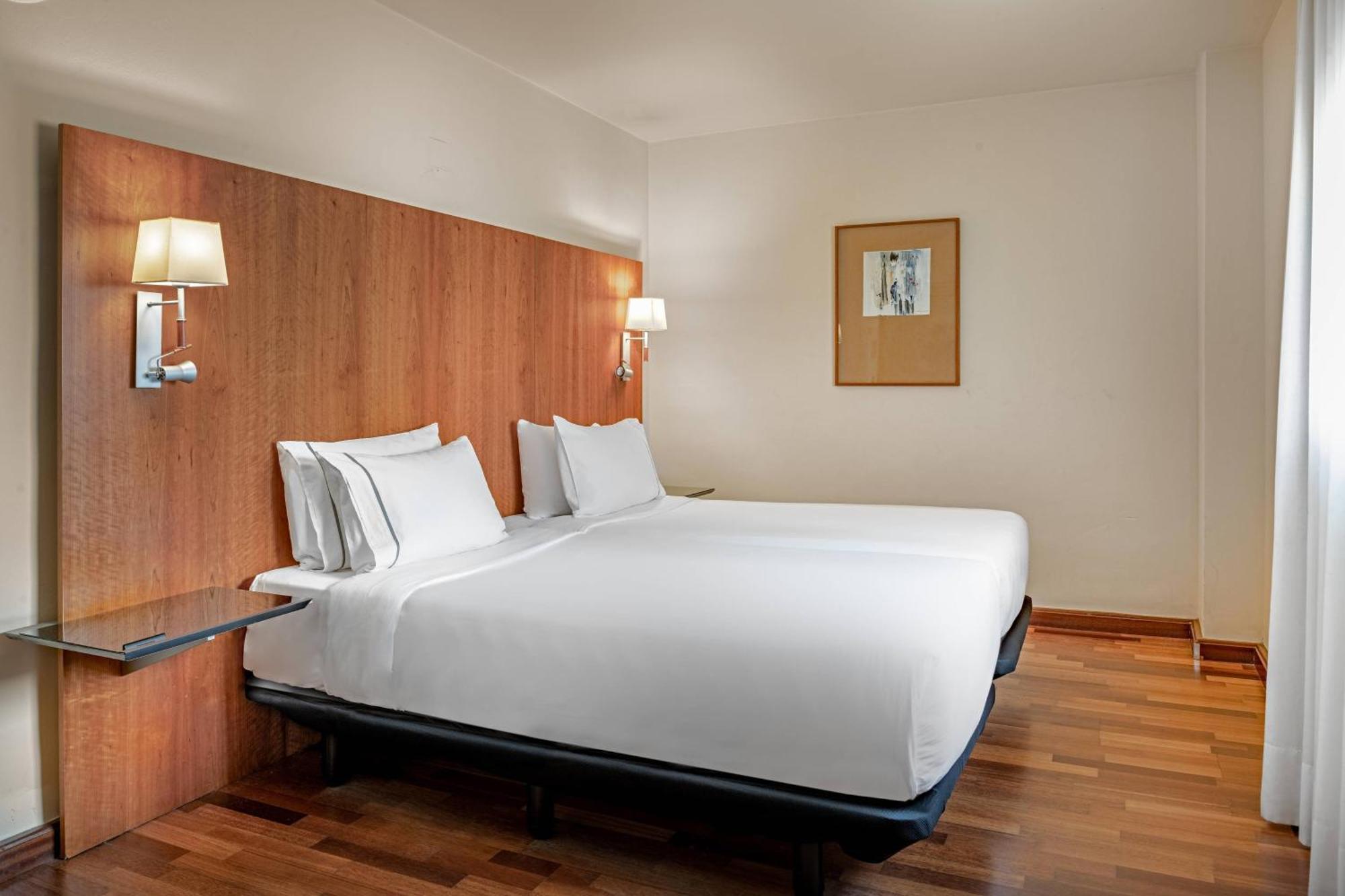 Ac Hotel La Linea By Marriott La Línea de la Concepción Екстериор снимка