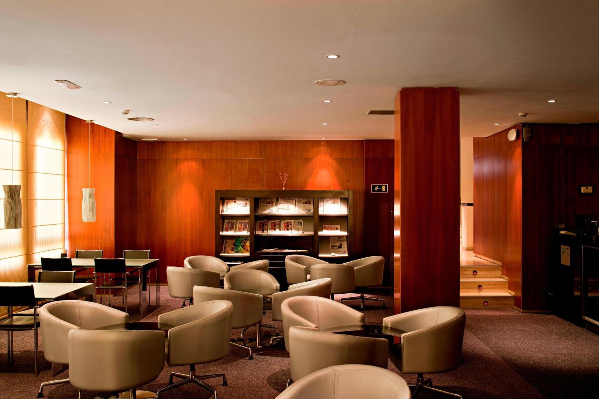Ac Hotel La Linea By Marriott La Línea de la Concepción Екстериор снимка