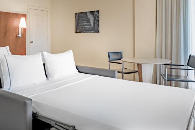 Ac Hotel La Linea By Marriott La Línea de la Concepción Екстериор снимка
