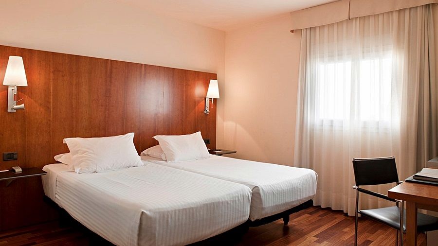 Ac Hotel La Linea By Marriott La Línea de la Concepción Екстериор снимка